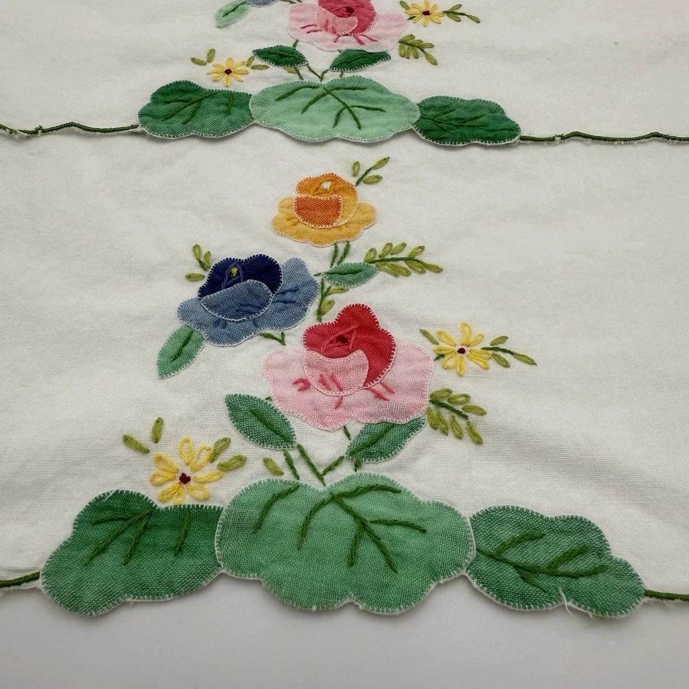 Set of 2 Vintage Cotton Tea Towels‎ White Multicolor Hand Embroidered Florals